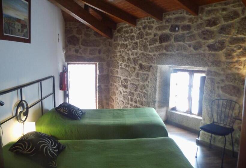 标准间, Taverna Lusitana