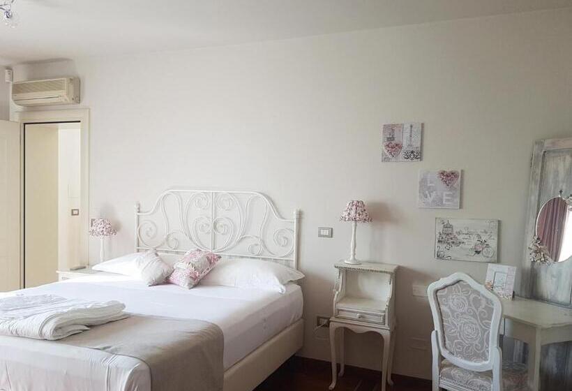 חדר סטנדרט לשלושה, Villa Montenero