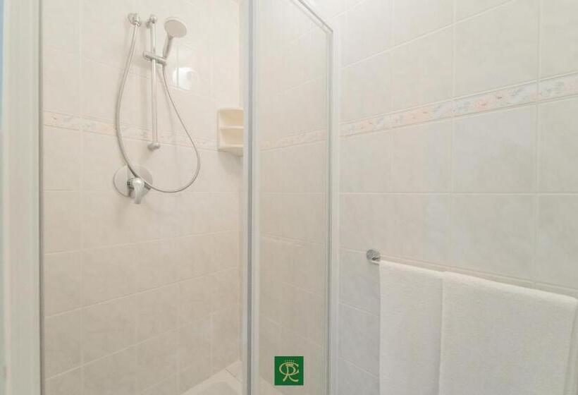 带1个卧室的带阳台的公寓, Albatros