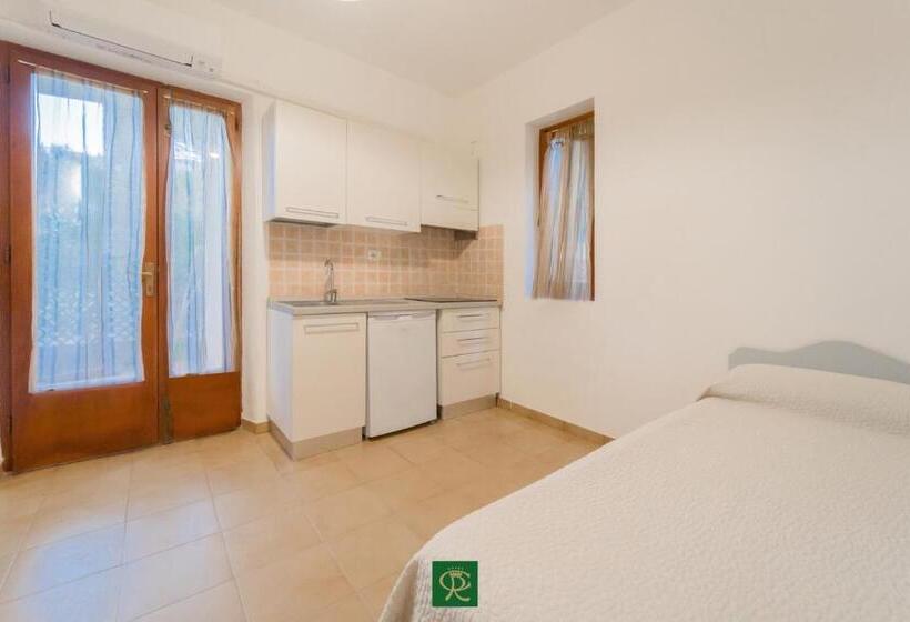 1베드룸 아파트 1층, Albatros