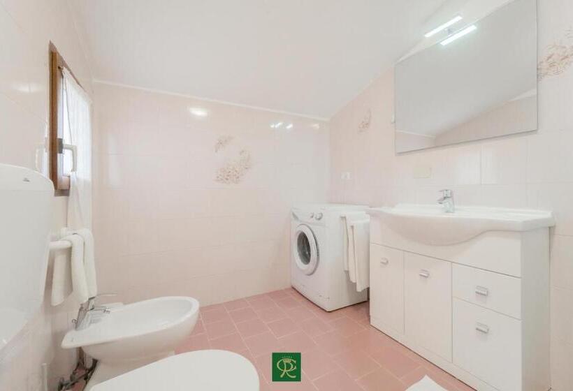 침실 2개 아파트, Albatros