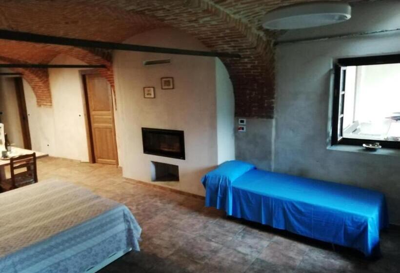 Четырехместный Номер Deluxe, Agriturismo Magnarosa