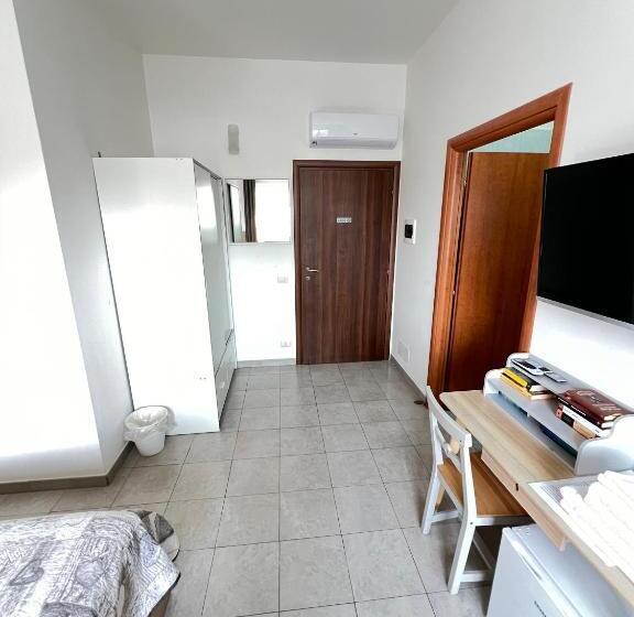 חדר סטנדרט לארבעה, Coccinella