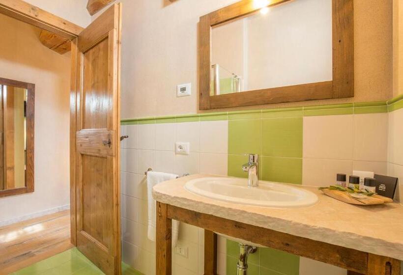 חדר סטנדרט, Corte Formigar