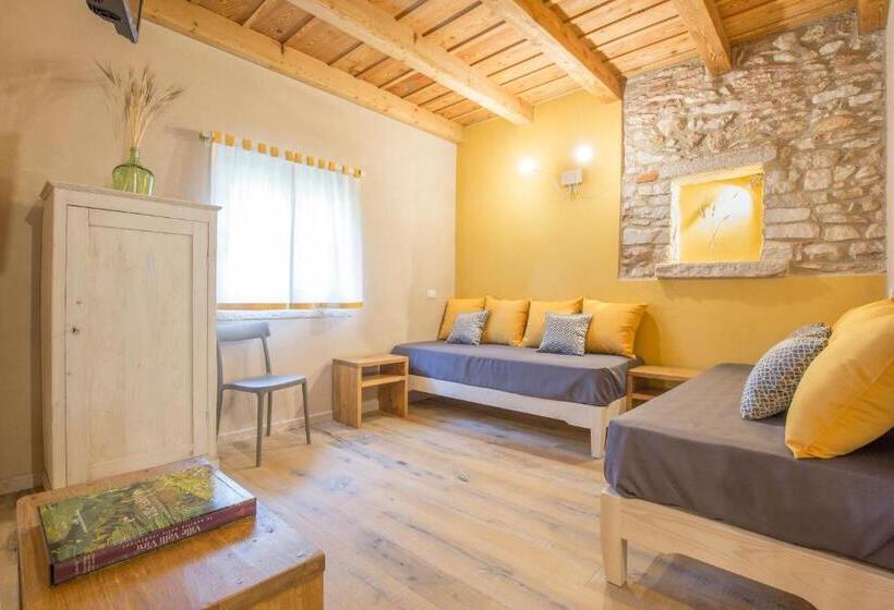 חדר סטנדרט, Corte Formigar