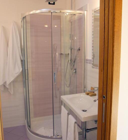 חדר קלאסי לשלושה, Gilda Inn Agerola