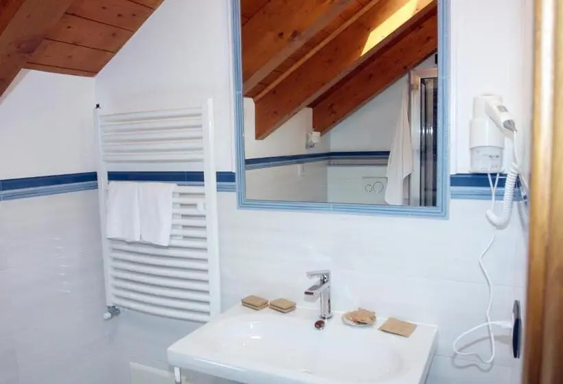 اتاق کلاسیک چهارنفره, Gilda Inn Agerola