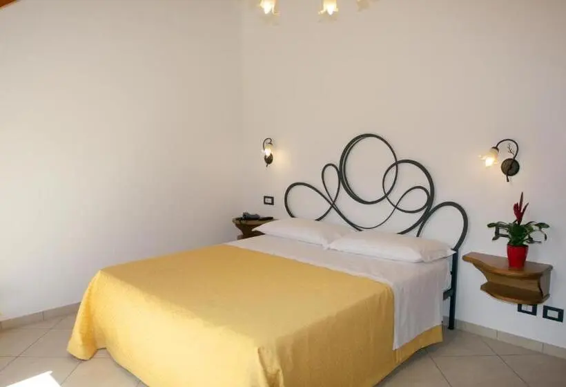 اتاق استاندارد سه نفره, Gilda Inn Agerola