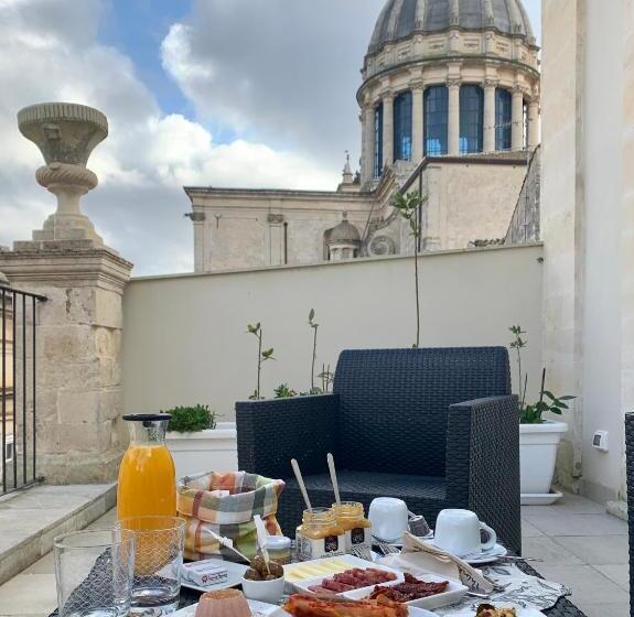 سوئیت جونیور با تراس, Neropece