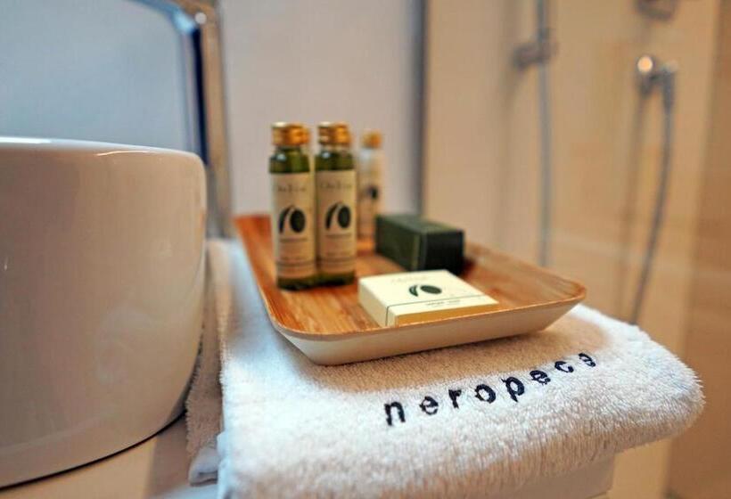 اتاق سوپریور, Neropece