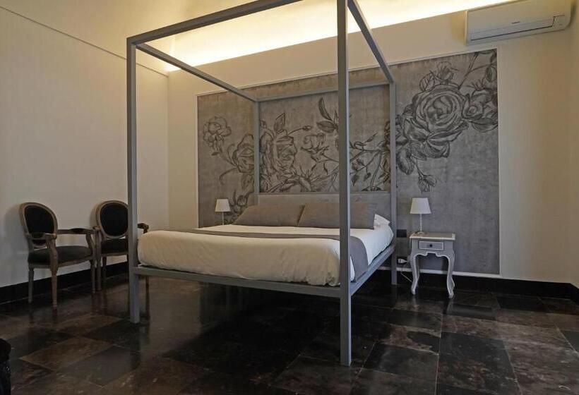 سوئیت جونیور با تراس, Neropece