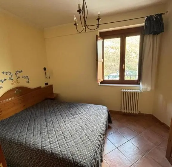 آپارتمان 1 خوابه با چشم‌انداز استخر, Residenza Vallefiorita