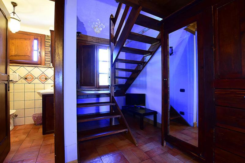 标准三人间, Il Collicello