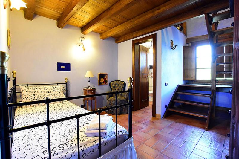 标准三人间, Il Collicello