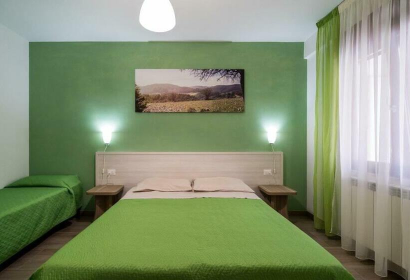 דירת שני חדרים, La Duchessa E Il Contadino