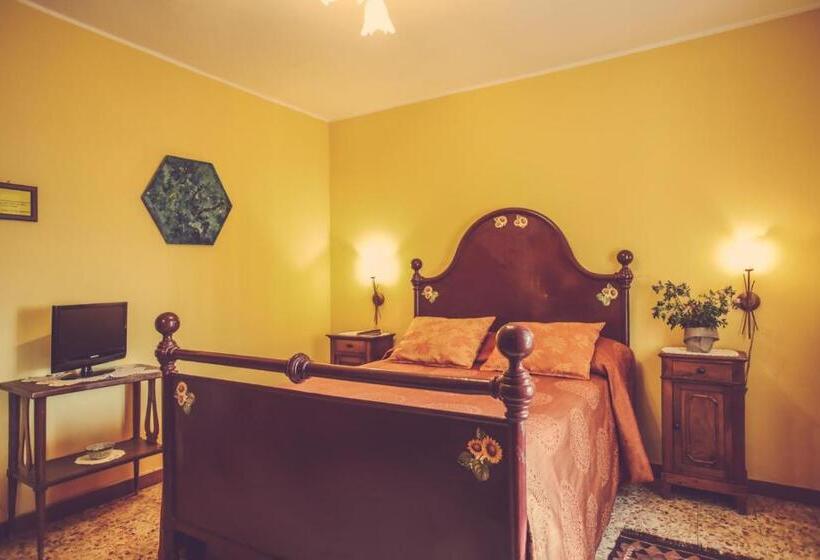 Quarto Standard Cama King, Agriturismo I Surì Asti
