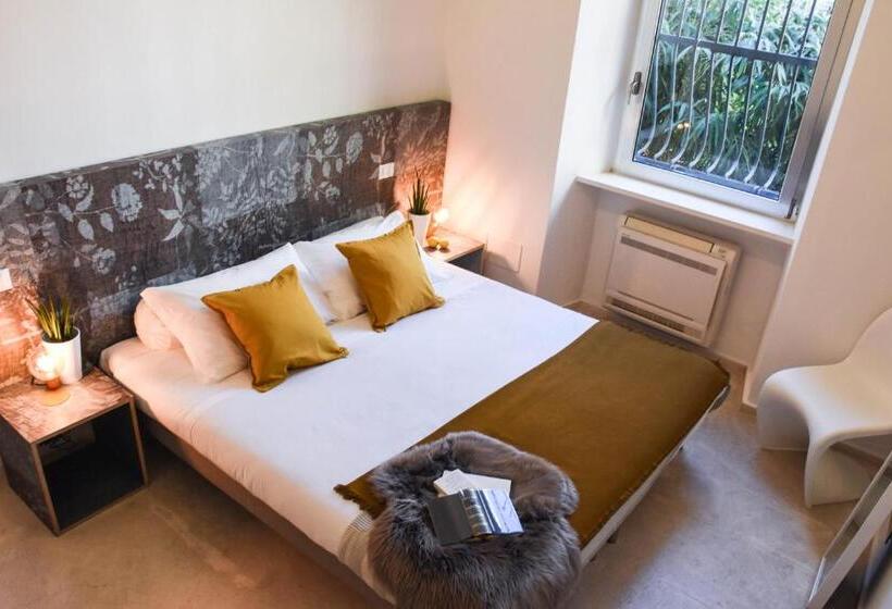 اتاق استاندارد, Garibaldi23 Rooms