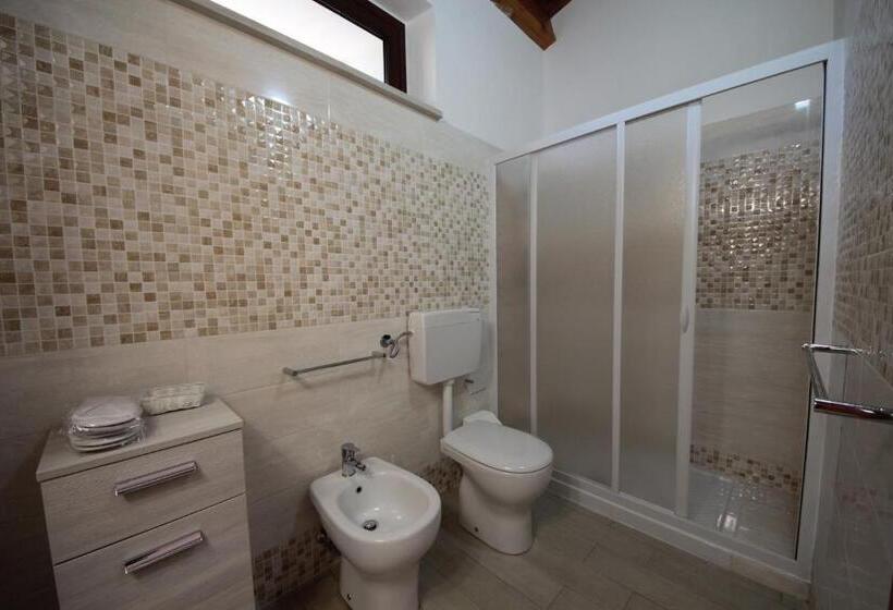 スタンダードトリプルルーム, Il Veliero