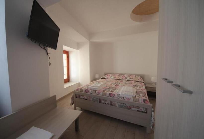 スタンダードトリプルルーム, Il Veliero