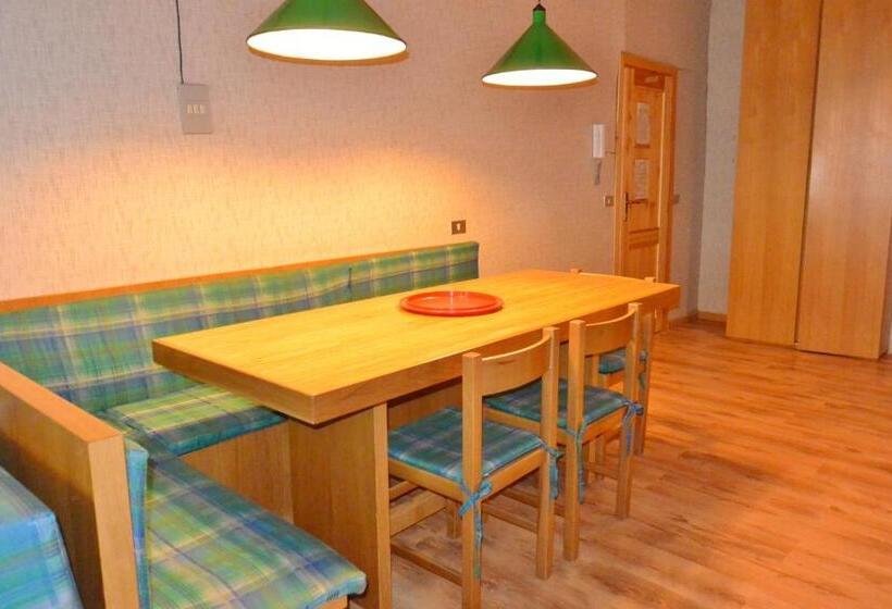 1 Bedroom Apartment Mountain View, Appartamenti La Maison De Vacances