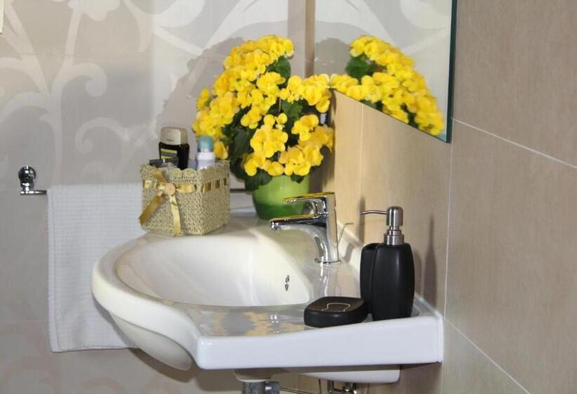 １ベッドルームハウス, Agliadò