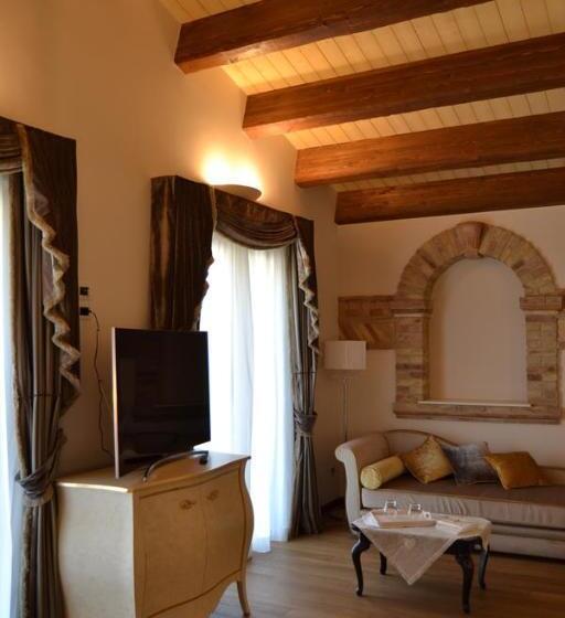 غرفة قياسية مزوَّدة بجاكوزي, Agriturismo De Luca