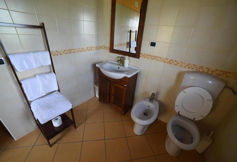 חדר סטנדרט, Agriturismo  La Valle Degli Ulivi