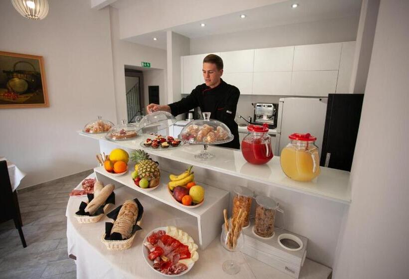 スーペリアールーム, Il Casanova