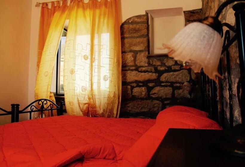 חדר סטנדרט לשלושה, Il Giglio