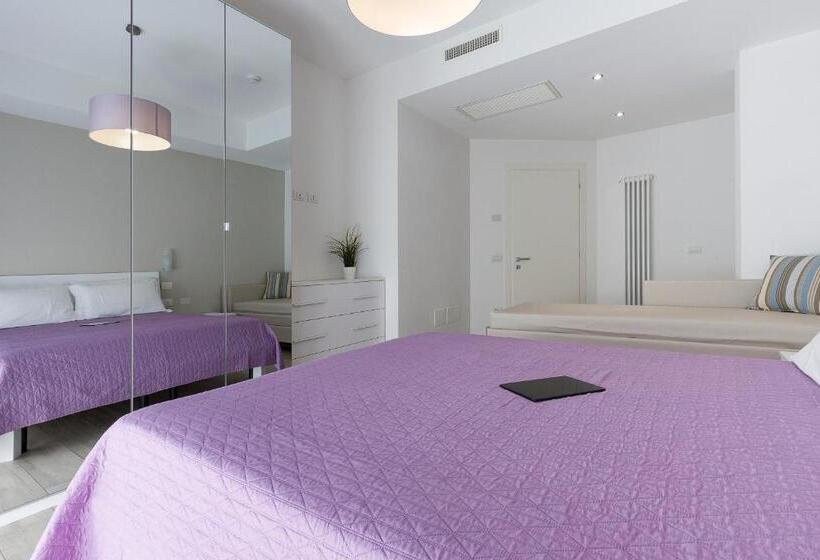 带1个卧室的带阳台的公寓, Residence Armony
