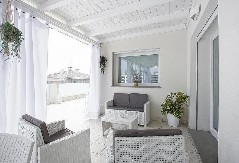 带1个卧室的顶楼公寓, Residence Armony