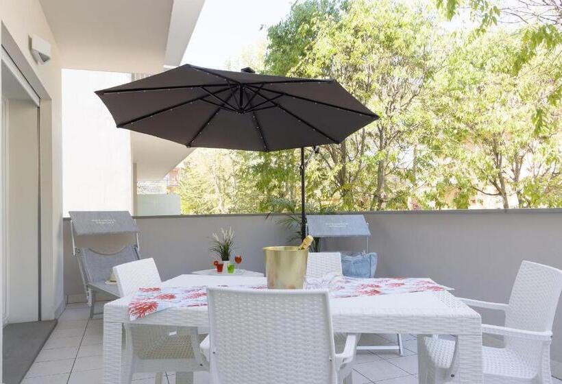 テラス付き1ベッドルームアパートメント, Residence Armony