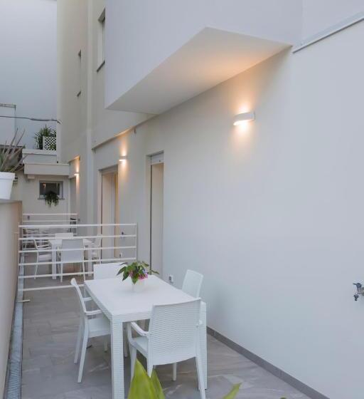 スタンダードルーム, Residence Armony