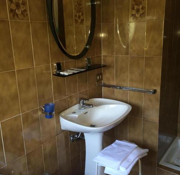 이코노미 룸, Locanda Irene