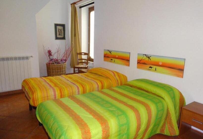 חדר דלוקס, Hysnara Affittacamere