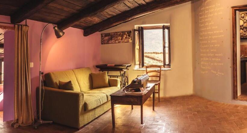 דירת שני חדרים, Il Nibbio   Torretta Del Poeta