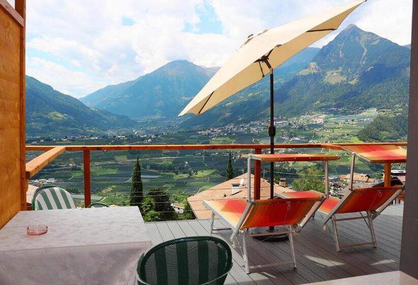 标准间带露台, Schenna Garni Eden Bed & Breakfast