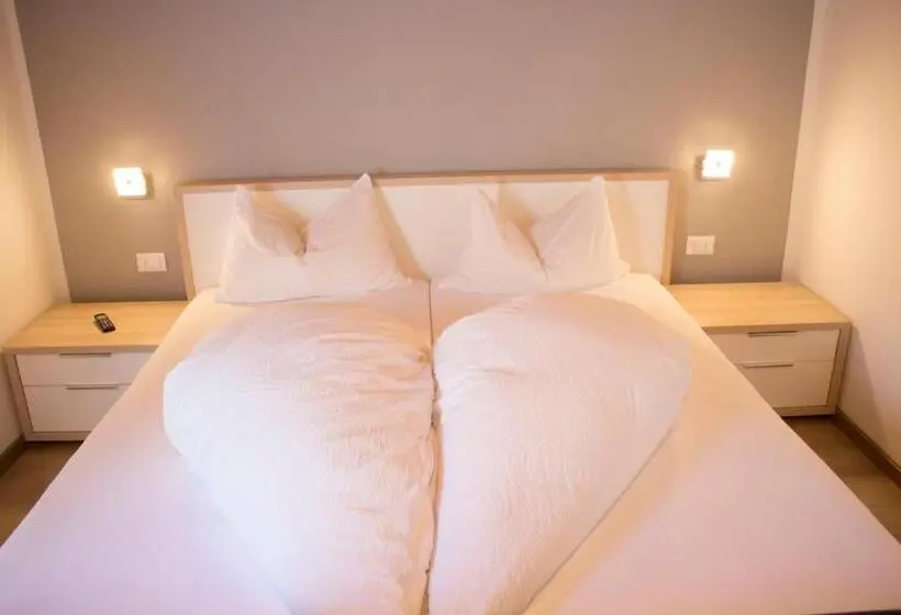 اتاق اکونومی یک تخته, Schenna Garni Eden Bed & Breakfast
