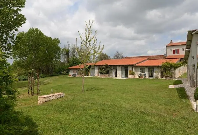 コンフォートトリプルルーム, Agriturismo Arte Et Agricoltura