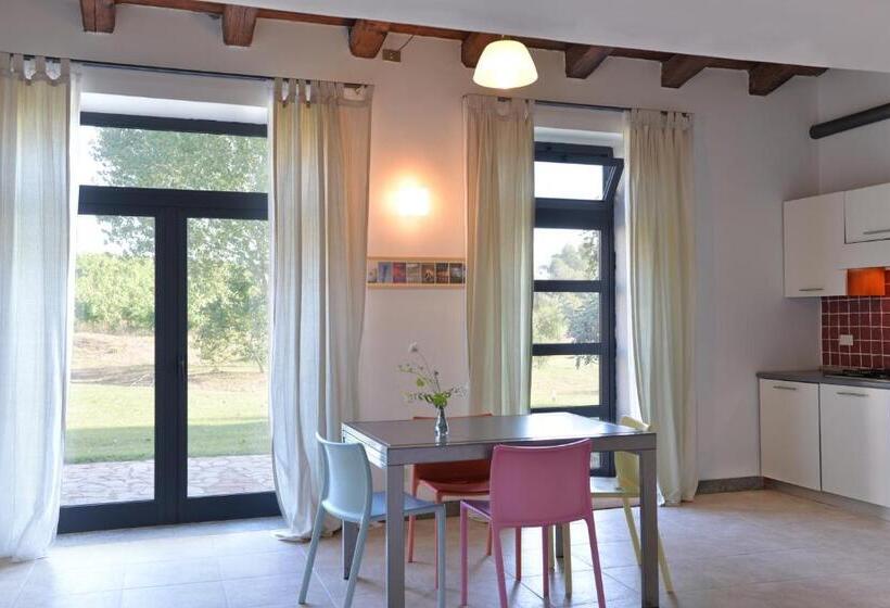 סטודיו משפחתי, Agriturismo Arte Et Agricoltura