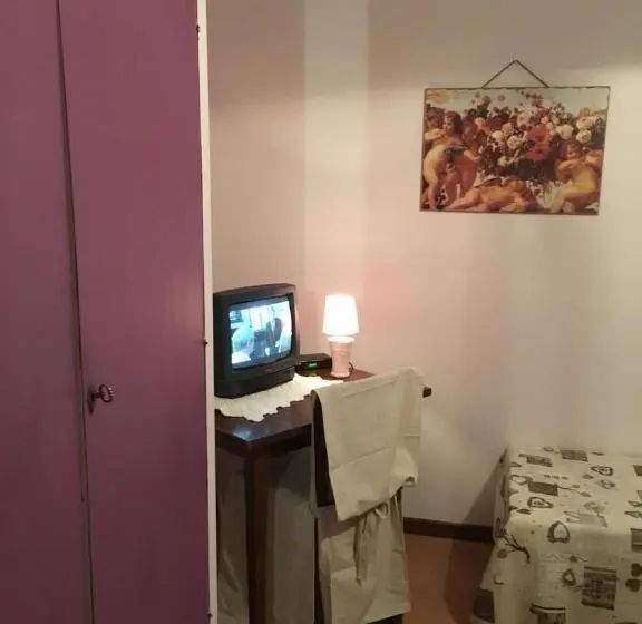 コンフォートトリプルルーム, Agriturismo Renaccio