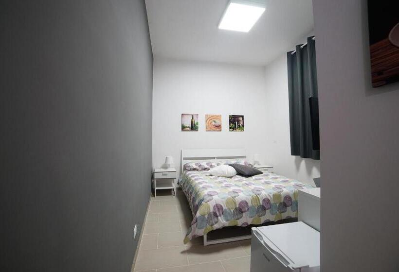اتاق استاندارد, Affittacamere Arcobaleno