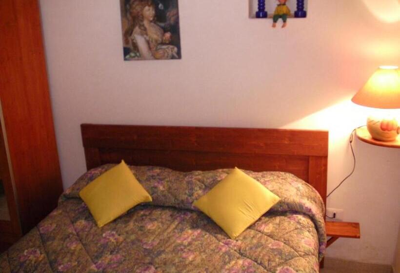 בית, חדר שינה 1, Ai Due Archi