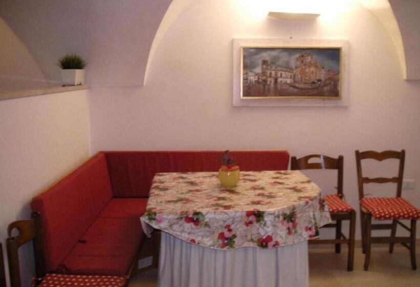 בית, חדר שינה 1, Ai Due Archi