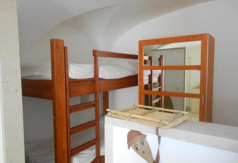 בית, חדר שינה 1, Ai Due Archi