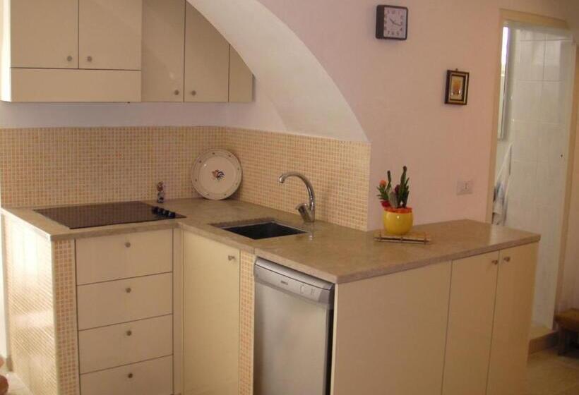 בית, חדר שינה 1, Ai Due Archi