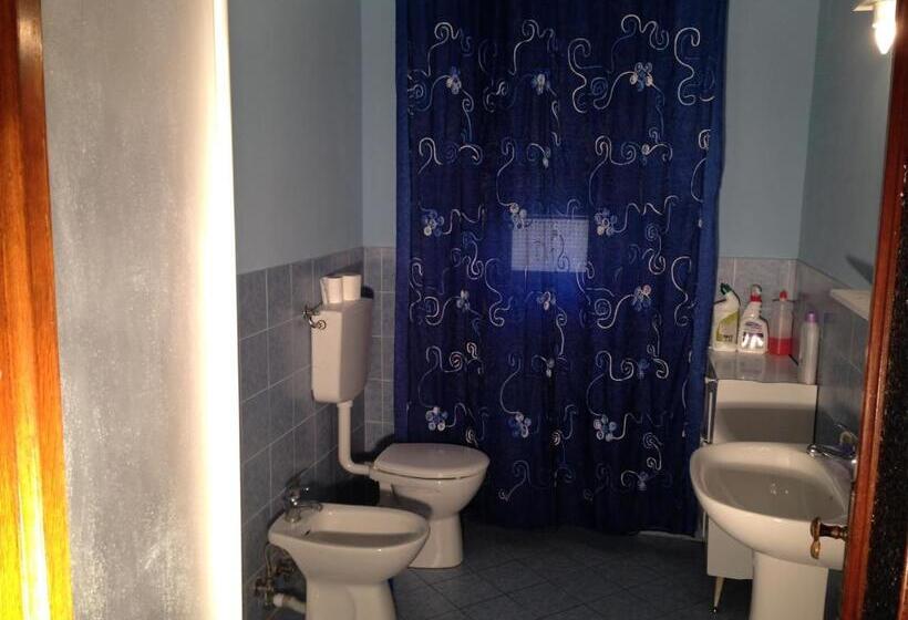 バス共有のスタンダードルーム, Stanza Bellaria