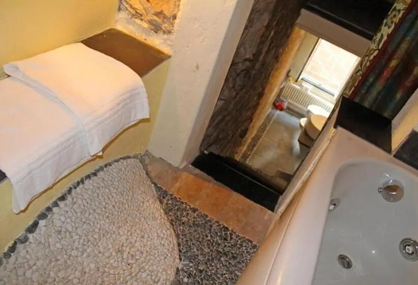 Deluxe-huone, Torre Cepollini