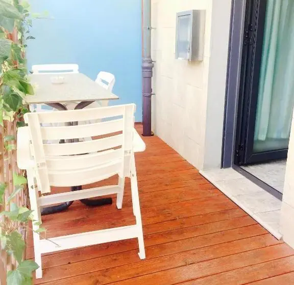 آپارتمان 1 خوابه همکف, Residence Frontemare