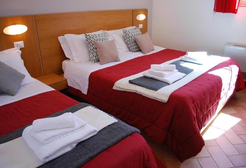 חדר קומפורט לשלושה, Residence Gli Ulivi